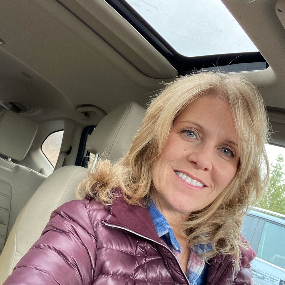 Meet your Posher, Amy